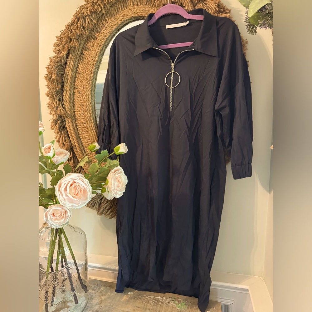 Designer Lauren Vidal Paris Navy Blue Stretch Zip Asymmetric Shift Dress